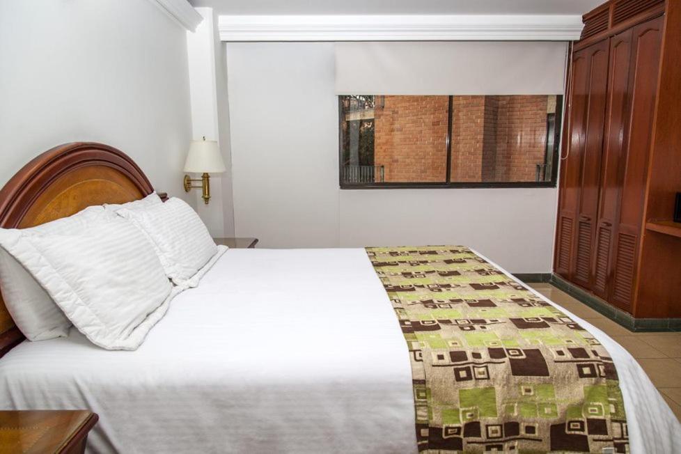 Hotel Casa Laureles Medellín Zewnętrze zdjęcie