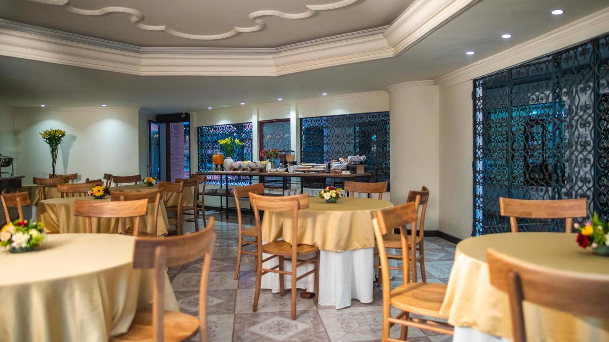 Hotel Casa Laureles Medellín Zewnętrze zdjęcie