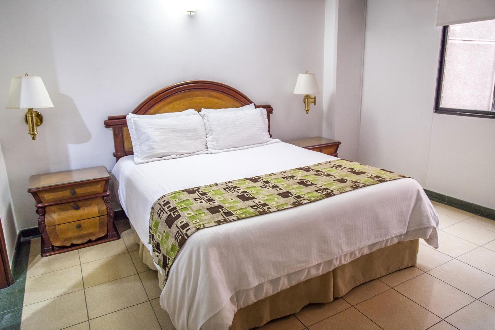 Hotel Casa Laureles Medellín Zewnętrze zdjęcie