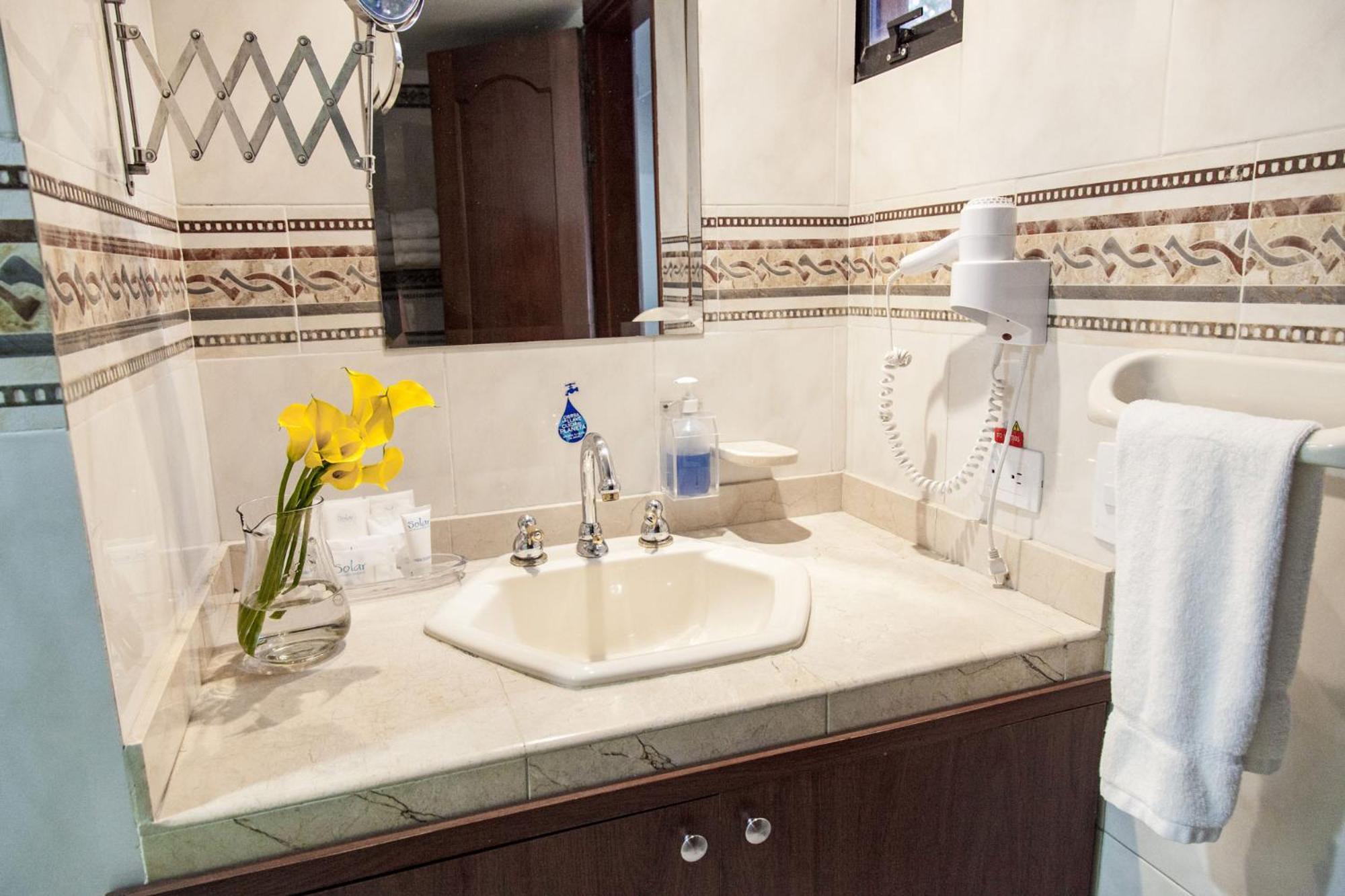 Hotel Casa Laureles Medellín Zewnętrze zdjęcie