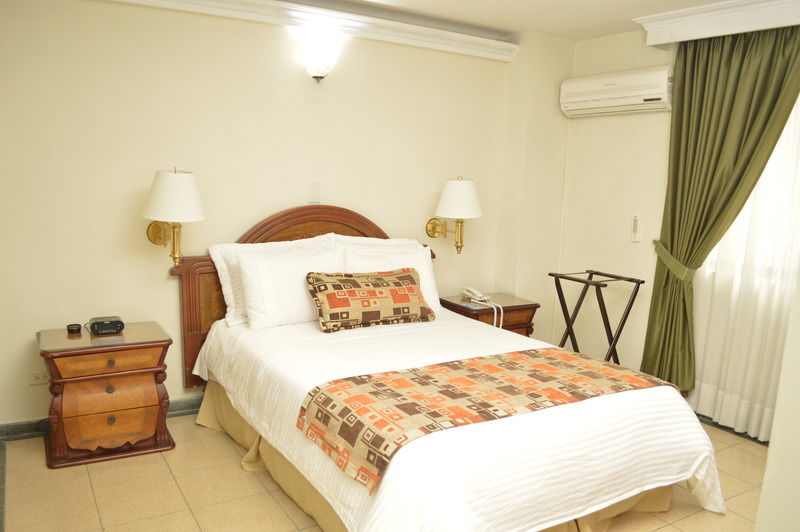 Hotel Casa Laureles Medellín Zewnętrze zdjęcie