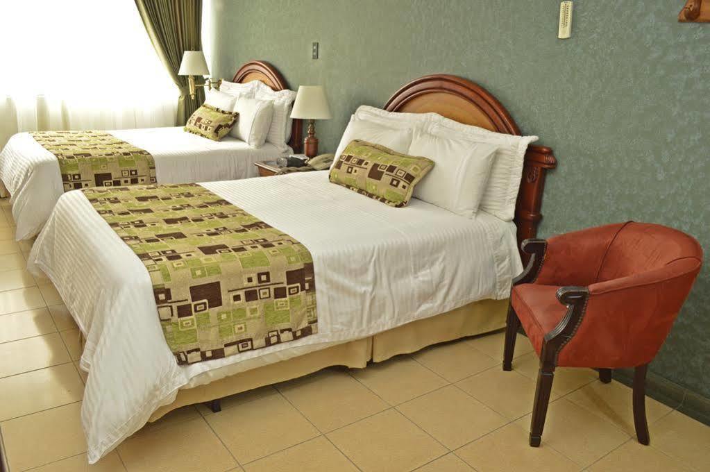 Hotel Casa Laureles Medellín Zewnętrze zdjęcie